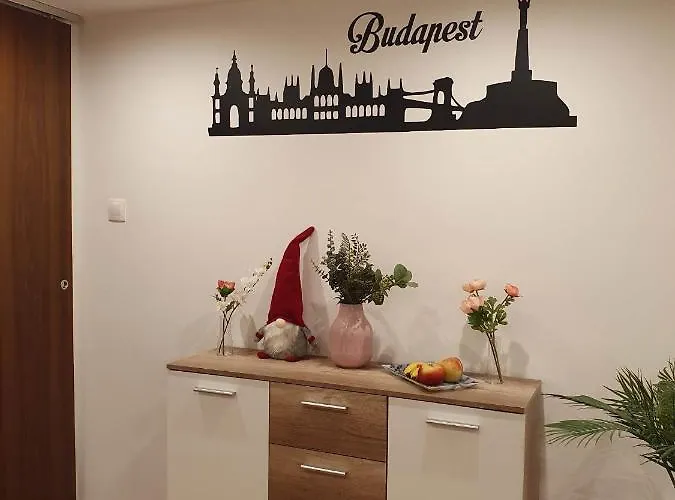 Apartmán Raday Exlusive Apparttement In The Centre, For 6 People, 2 Rooms, 1 Living Room, 2 Bathrooms Free Coffee *